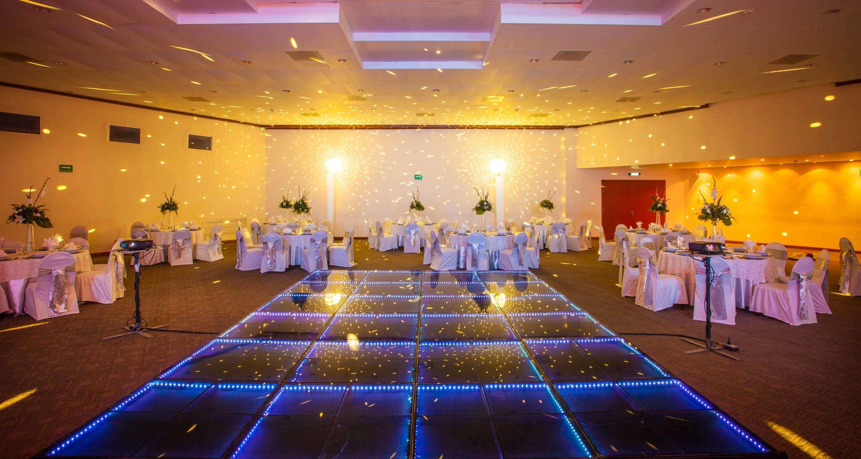 Grand Cantalagua Hotel Morelia, BW Signature Collection 외부 사진 The ballroom at the Crowne Plaza Hotel, Dublin Airport